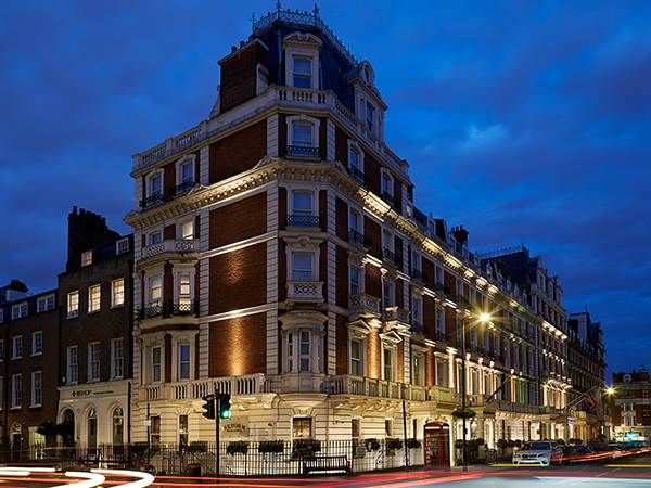 The Mandeville Hotel