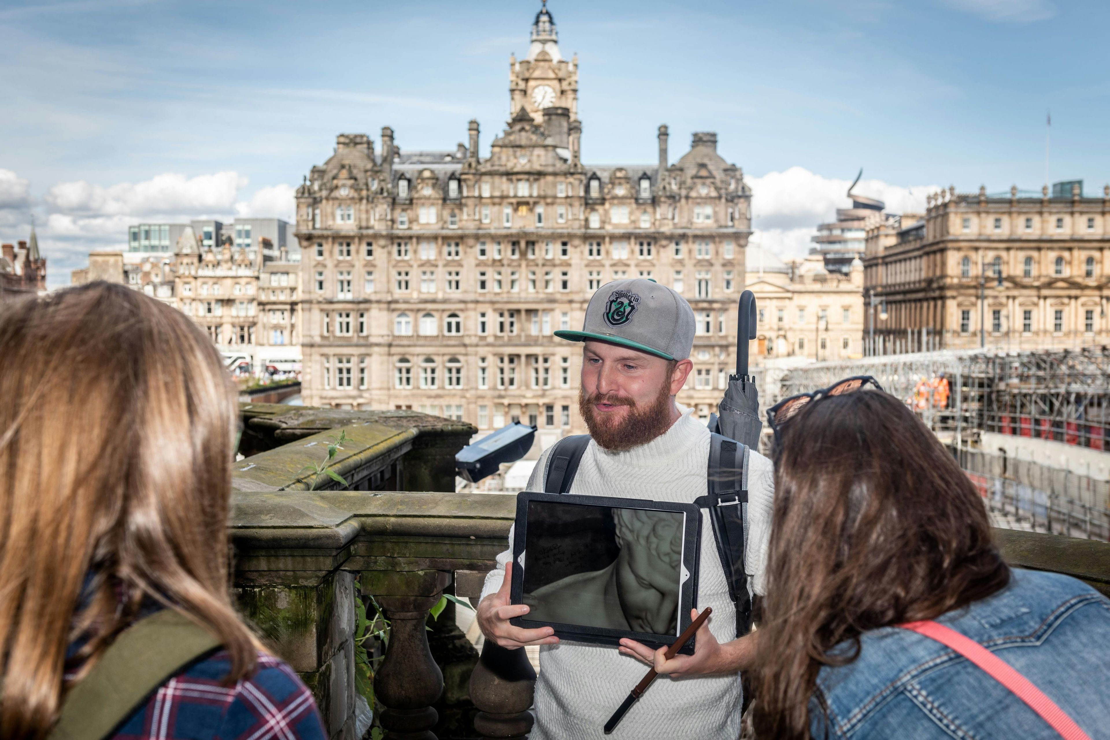 Edinburgh: Harry Potter Sights Tour + Holyrood Palace Entry