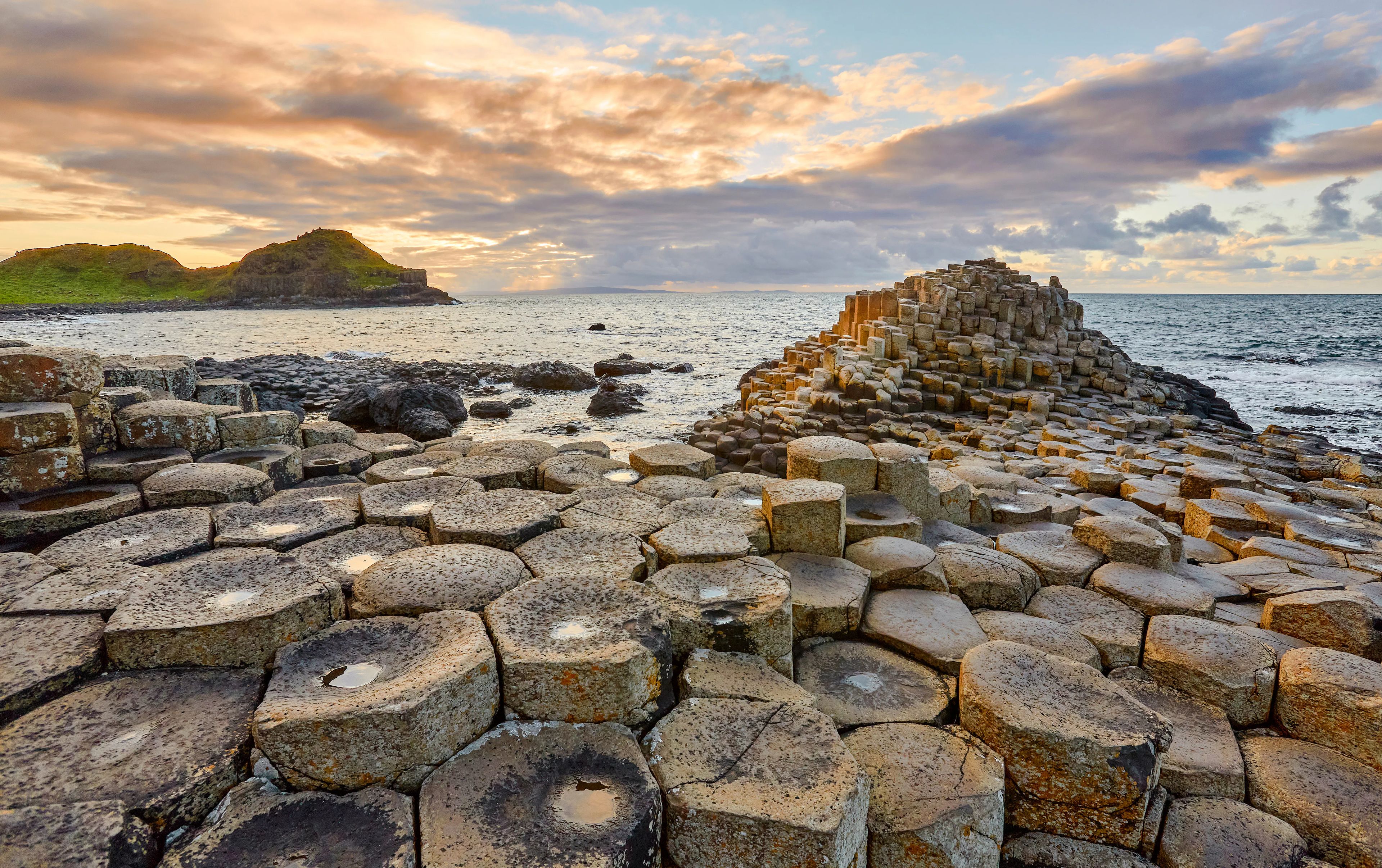 From Belfast: Giant’s Causeway, Dark Hedges & Dunluce Castle Full-Day Tour — main image