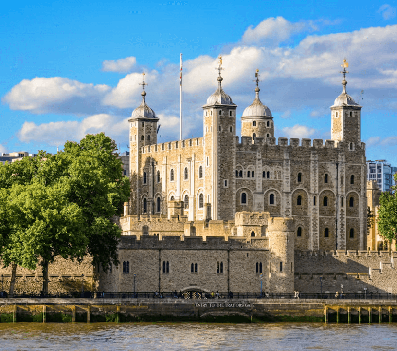 Thames River Lunch Cruise with 2-Course Meal, Coffee & Tea — gallery 2