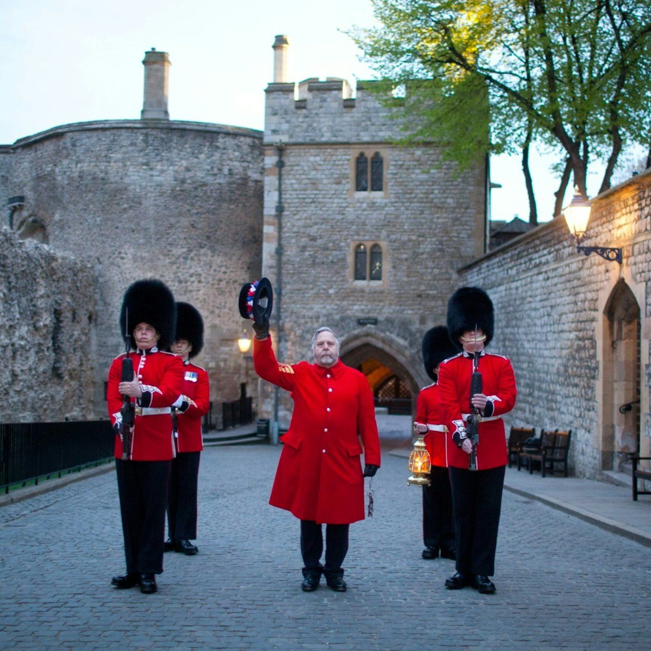 Tower of London: Guided Night Tour + Ceremony of the Keys — gallery 2
