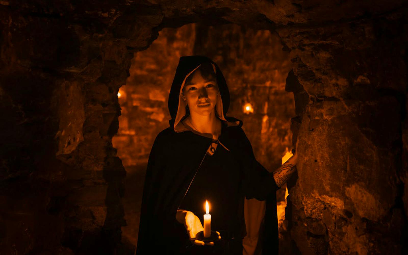 Edinburgh Adults-Only Vaults and Graveyard Ghost Tour — gallery photo