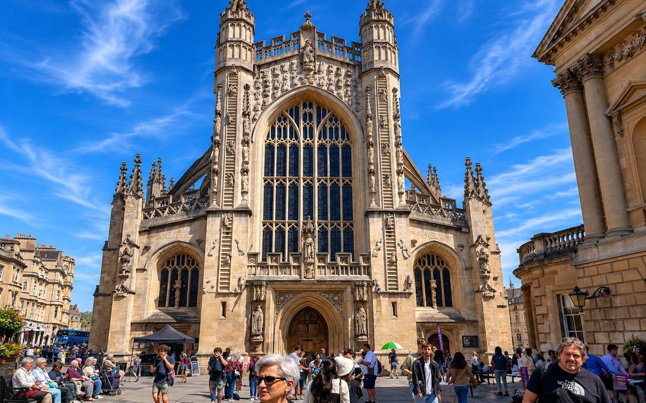 London: Castle Combe, Bath, and Stonehenge Small-Group Day Trip — main image