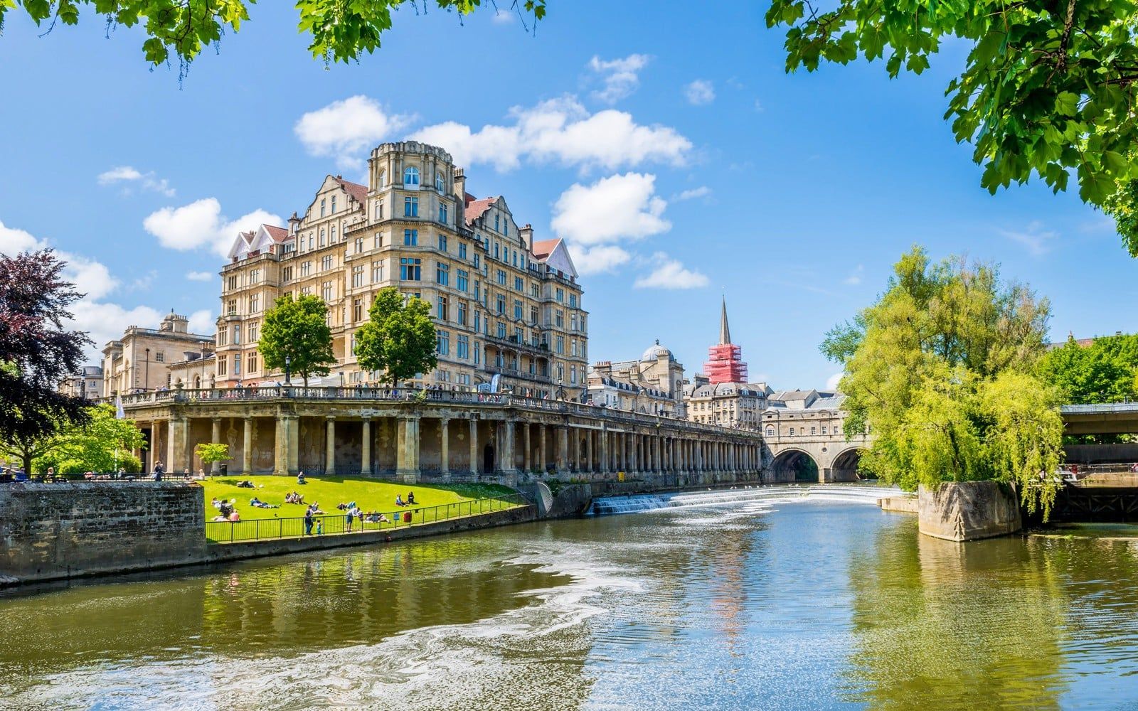 Historic architecture along the River Avon in Bath, England, featured in the Bridgerton Tour — Bridgerton: 1.5 Hour Guided Tour of Filming Locations in Bath with Music