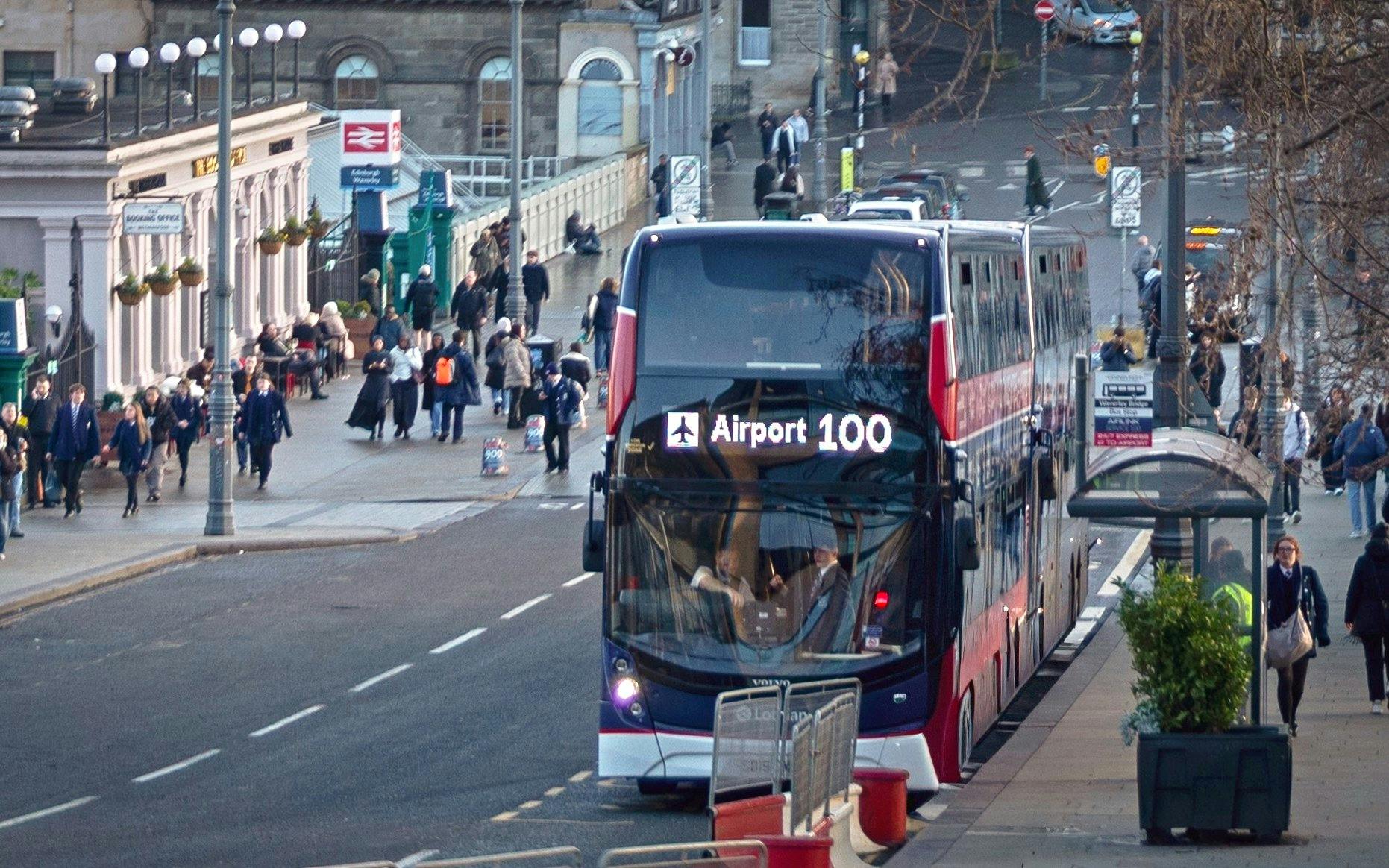 Airlink 100: One-Way/Same-Day Round-trip Bus Transfers Between Edinburgh Airport & Waverly Bridge Station