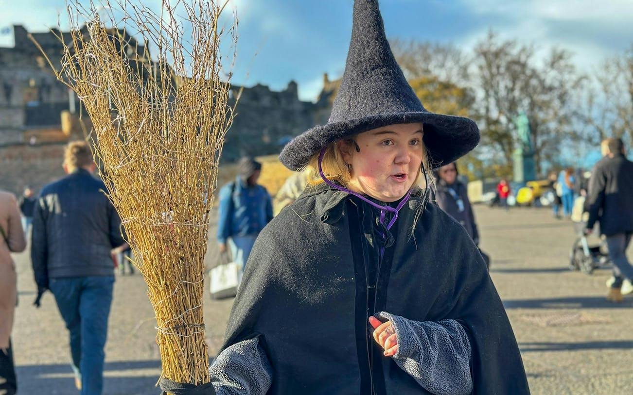 Edinburgh Witches and Haunted History Walking Tour — gallery photo