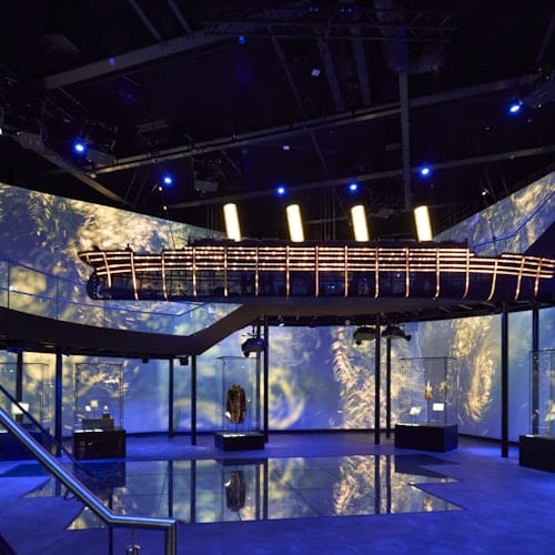 Belfast: Hop-on Hop-off Bus Tour + Titanic Belfast Museum Entry + Train Ticket — main image