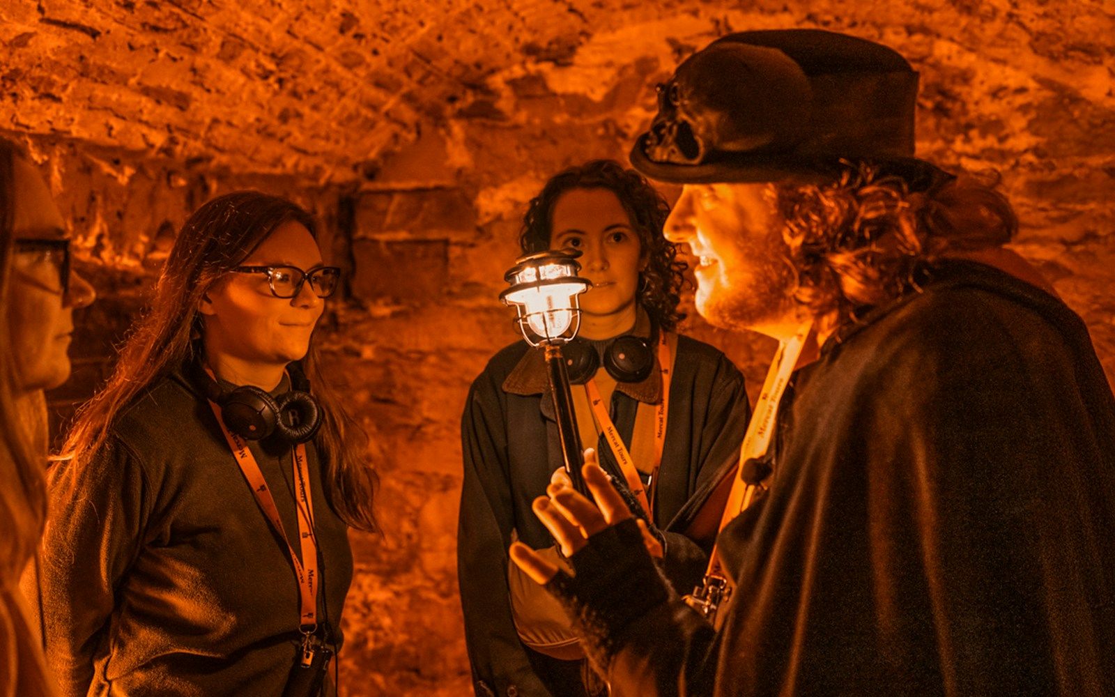 Edinburgh: After-Dark Ghostly Night Walking Tour — main image