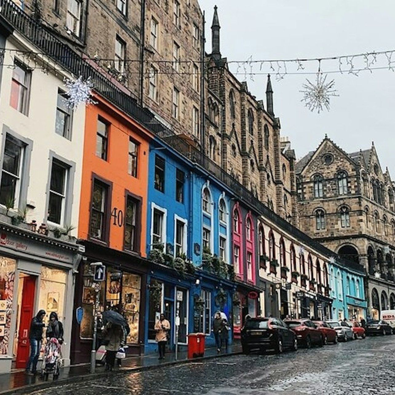 Edinburgh: Harry Potter Sights Tour + Holyrood Palace Entry