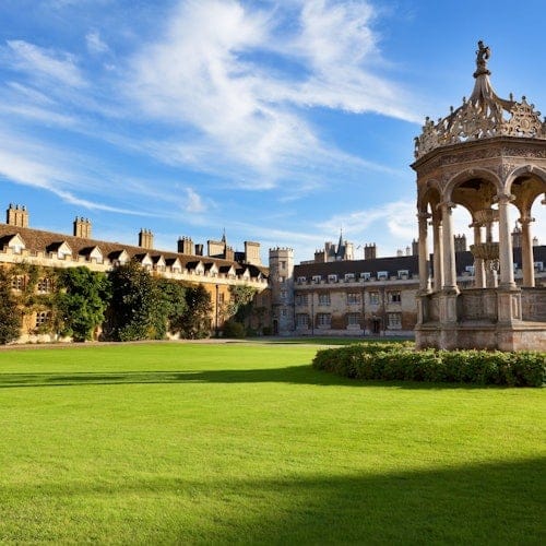 Oxford & Cambridge: Guided Day Tour from London