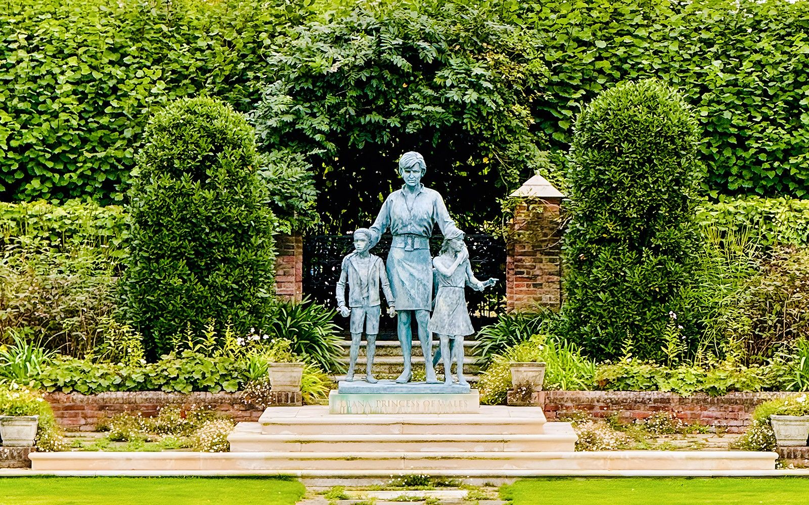 Royal Afternoon Tea at Kensington Palace with Walking Tour of the Gardens — gallery 2