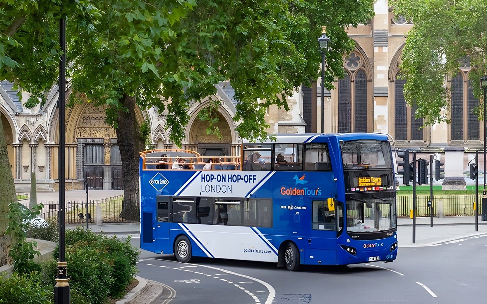 Golden Tours: London Hop-on Hop-off Bus Tour with Optional Thames River Cruise — main image