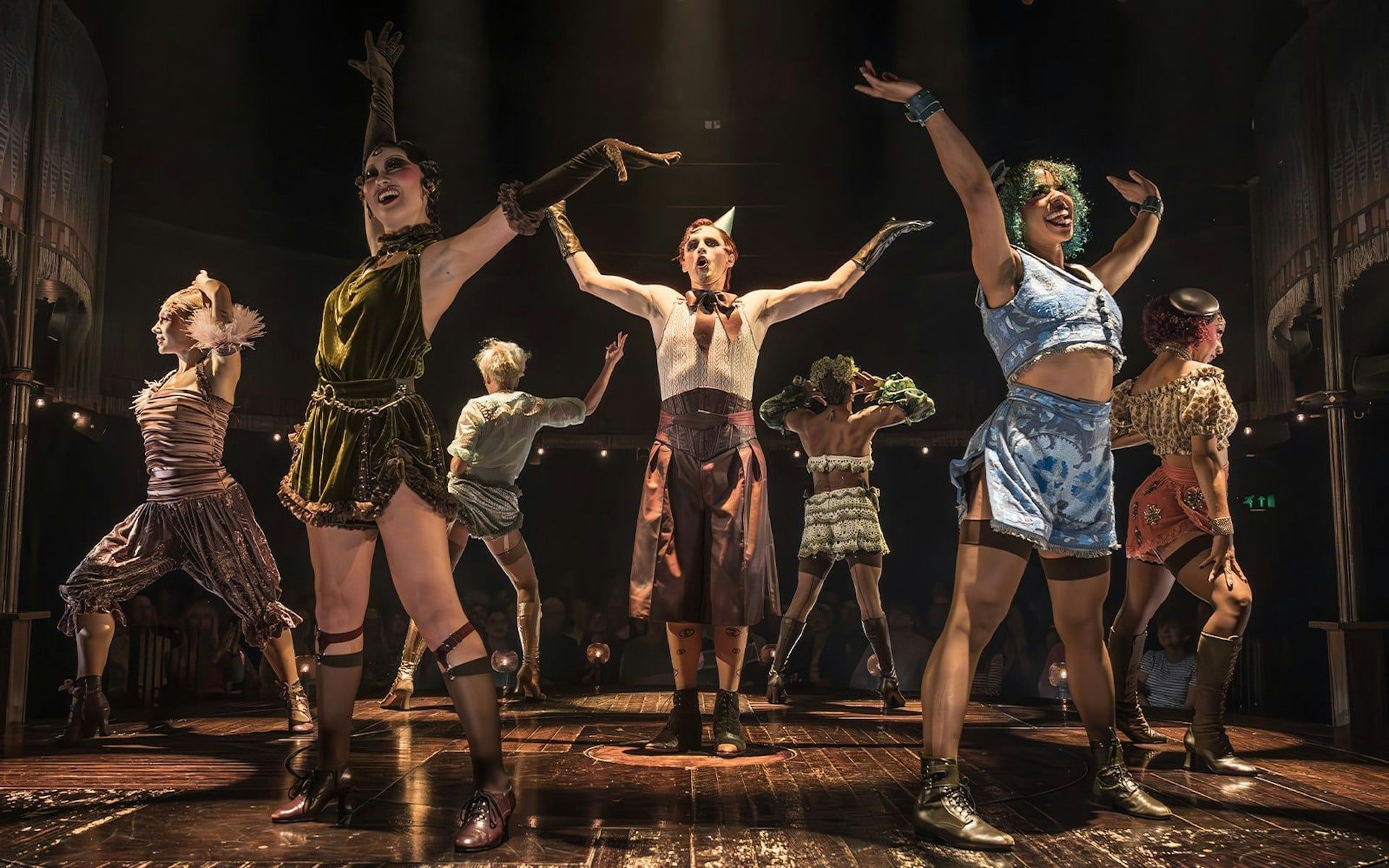 Performers dancing on stage at Cabaret Westend show