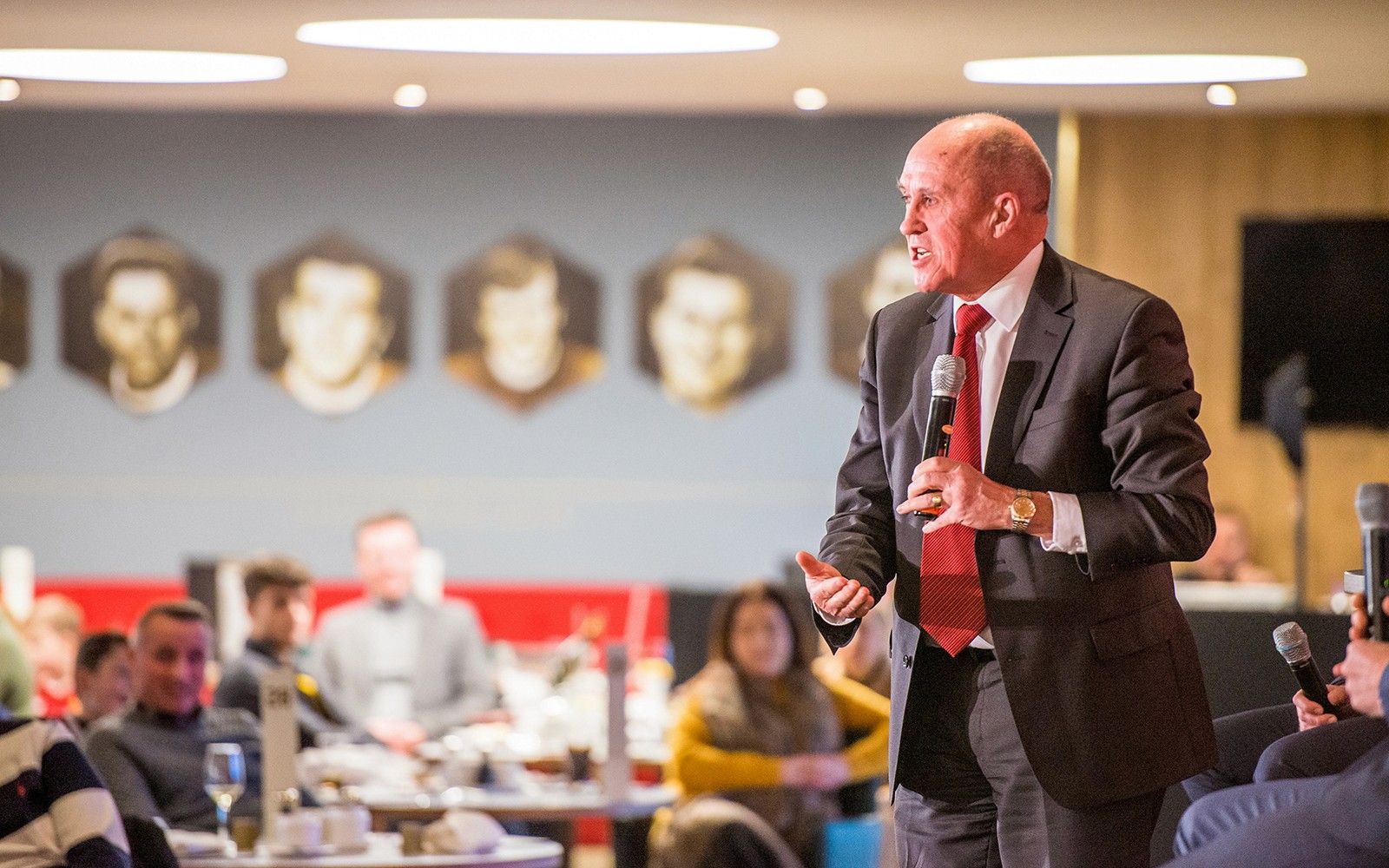 Liverpool FC Legends Q&A and Stadium Tour — mobile