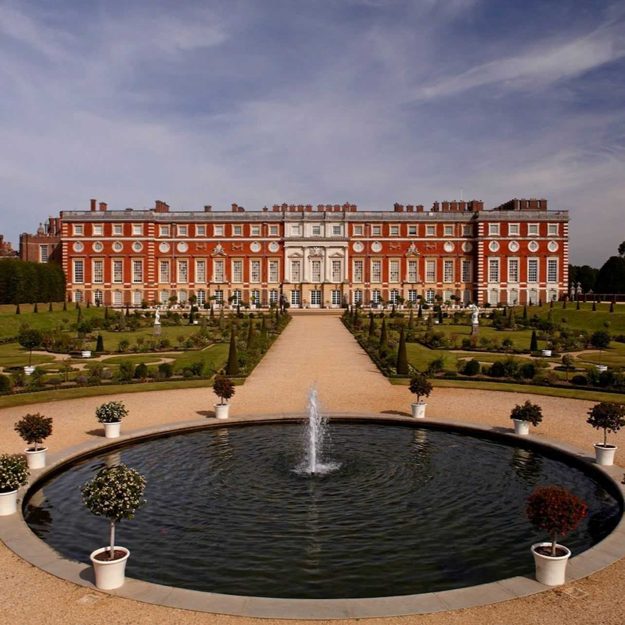 Hampton Court Palace, Gardens & Maze: Entry Ticket + Audio Guide — main image