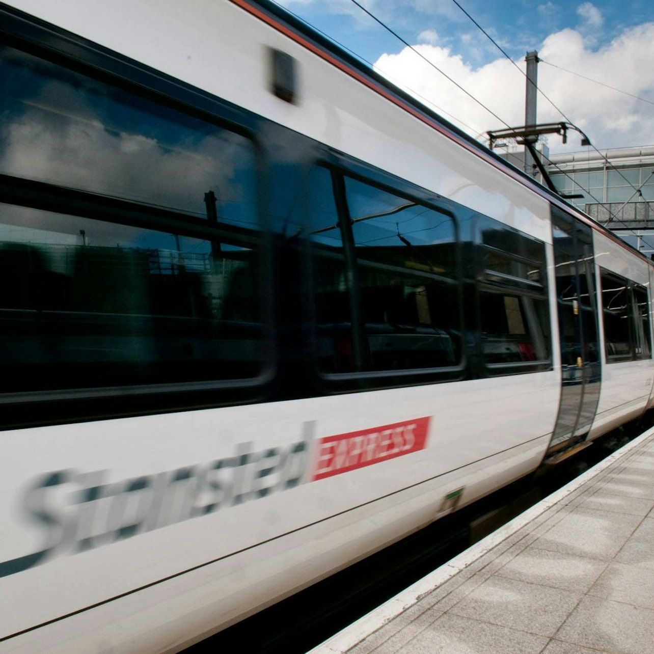 London: Train To/From London Stansted Airport and Stratford — gallery 1