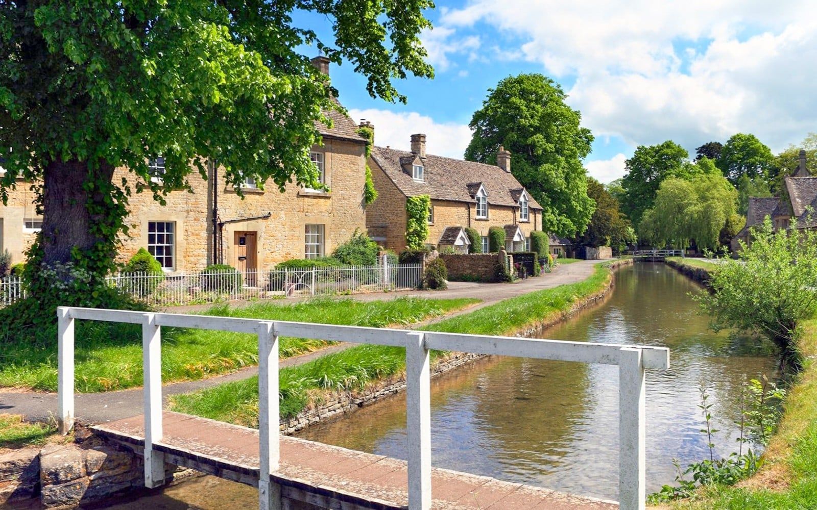 From London: Villages of The Cotswolds Small Group Day Tour — gallery 2