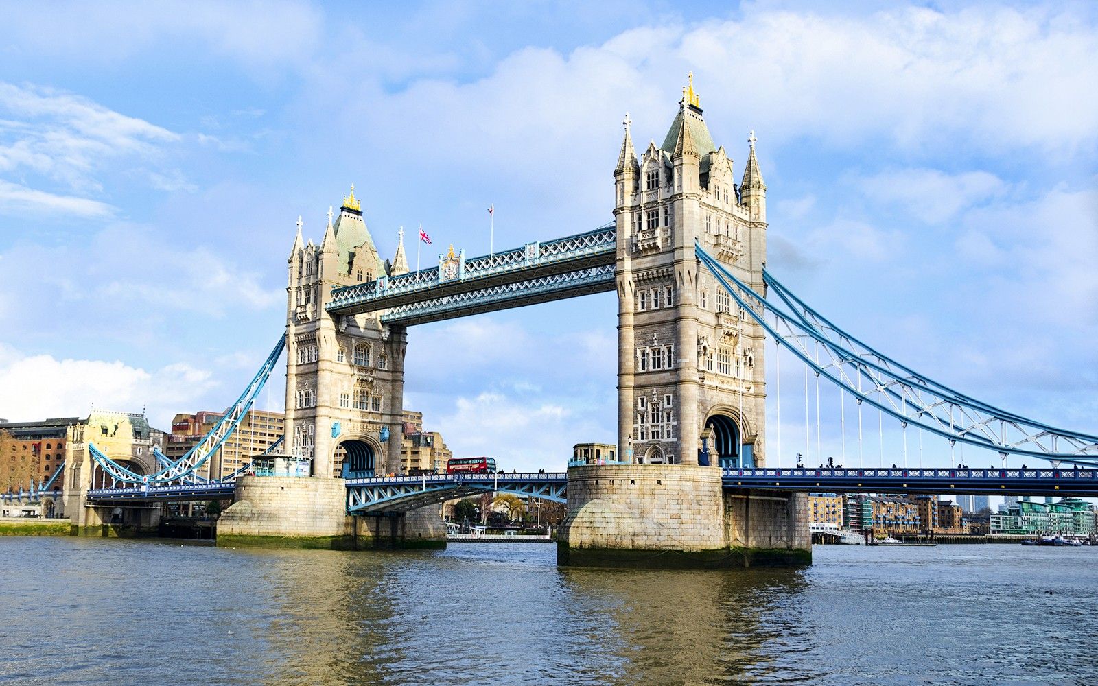Westminster & The London Bridge Small-Group Walking Tour with Tickets to The Shard — portrait