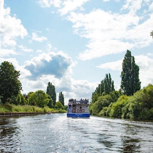York: City Cruise — portrait