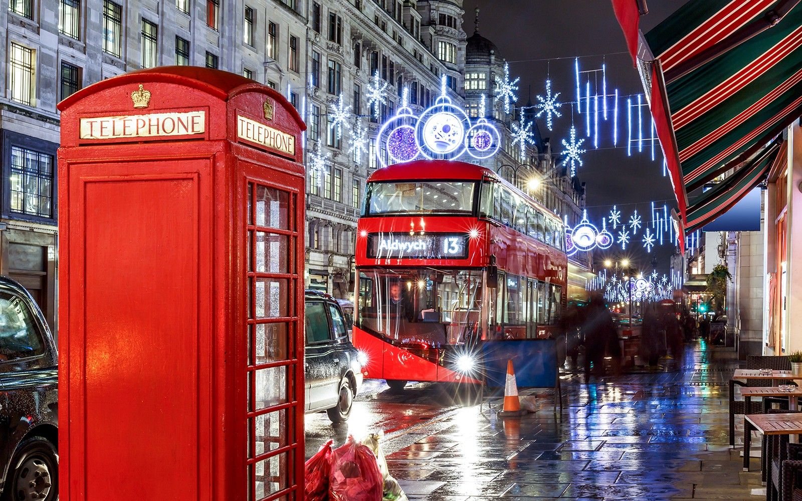 City Sightseeing: London Christmas Lights Bus Tour