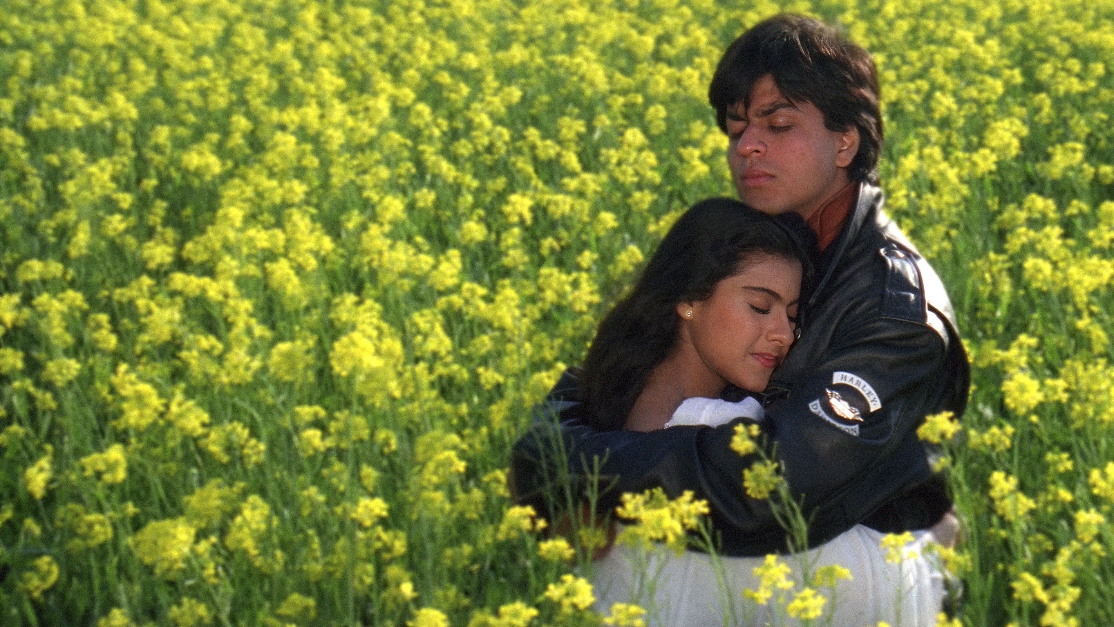Dilwale Dulhania Le Jayenge (1995) backdrop