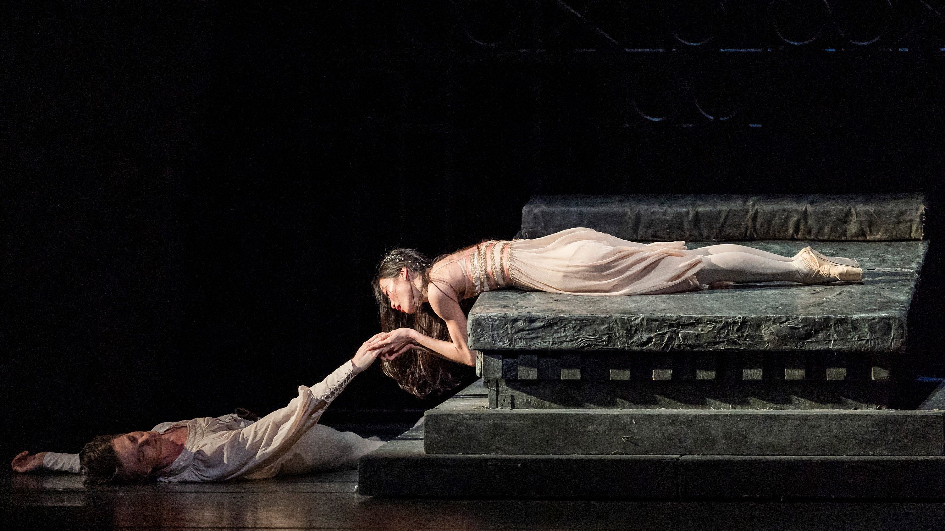 Royal Ballet & Opera 2026/27: Romeo and Juliet (2027) backdrop