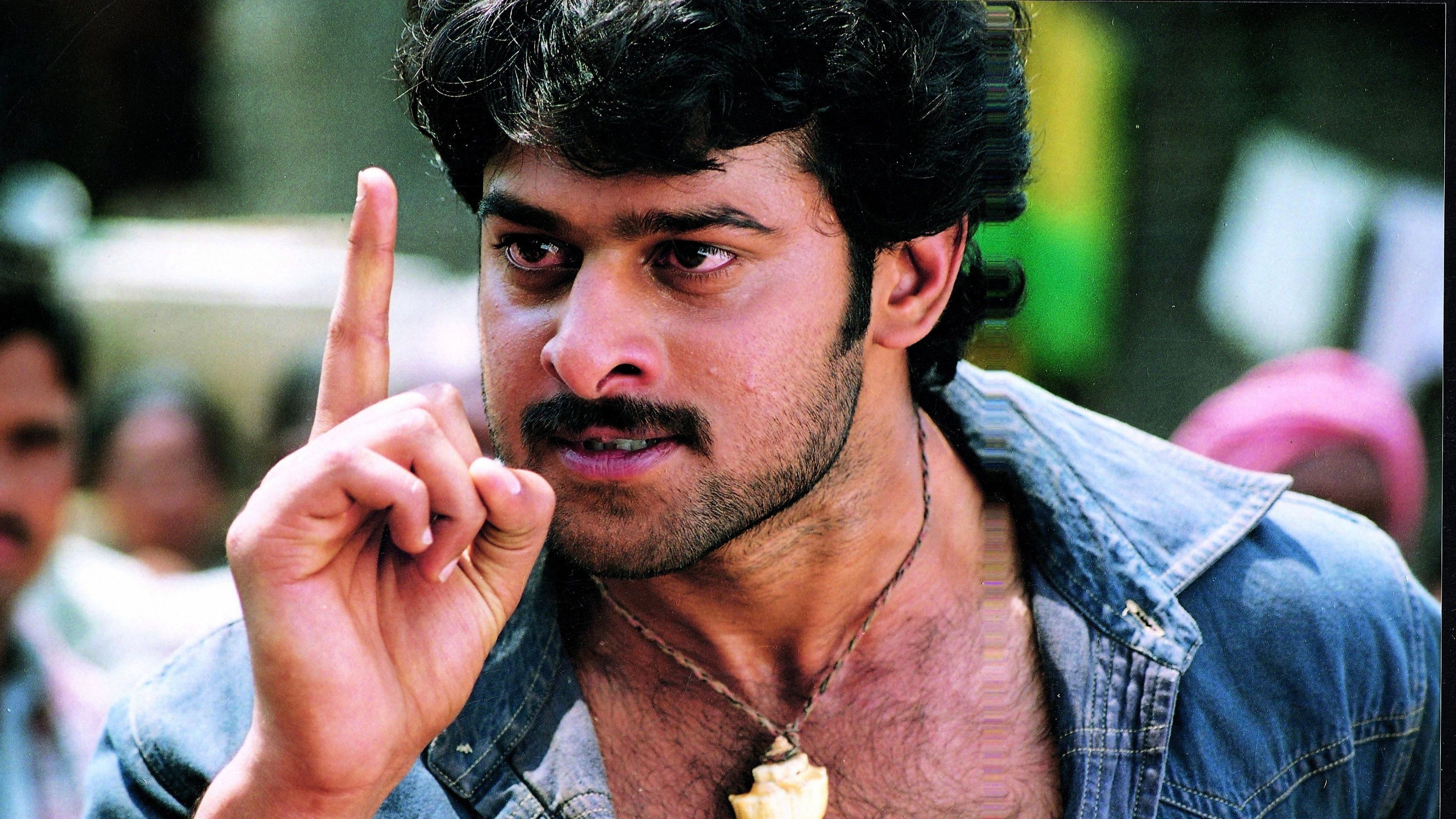 Chatrapathi (2005) backdrop