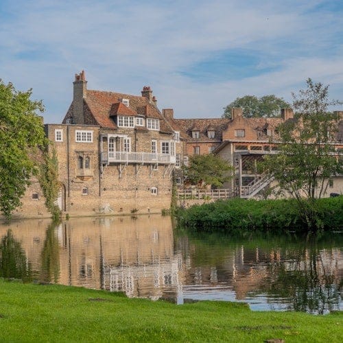 Cambridge University Walking Tour